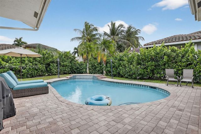 1488 Lantana Ct, Weston, FL 33326