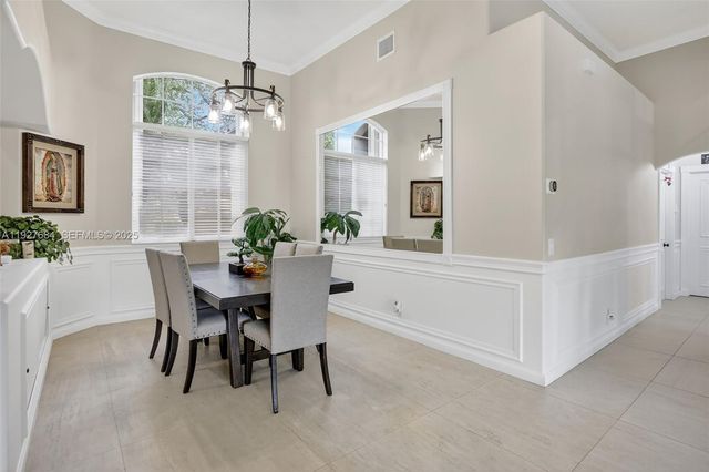 1488 Lantana Ct, Weston, FL 33326