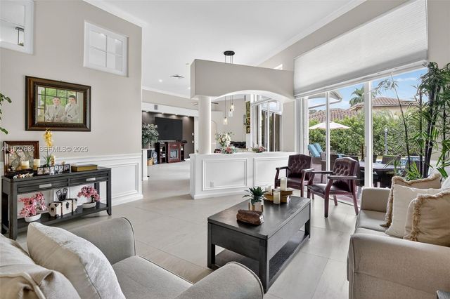 1488 Lantana Ct, Weston, FL 33326