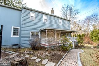 242 S SUGAN RD, New Hope, PA 18938