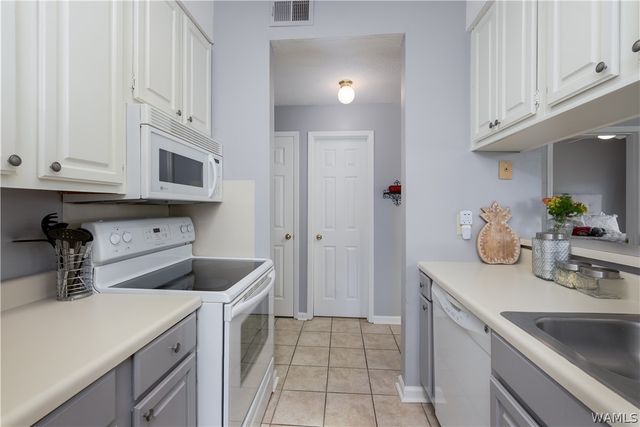 708 11th 201, Tuscaloosa, AL 35401