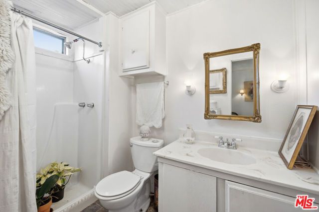 1667 Las Virgenes Canyon Road 5, Calabasas, CA 91302