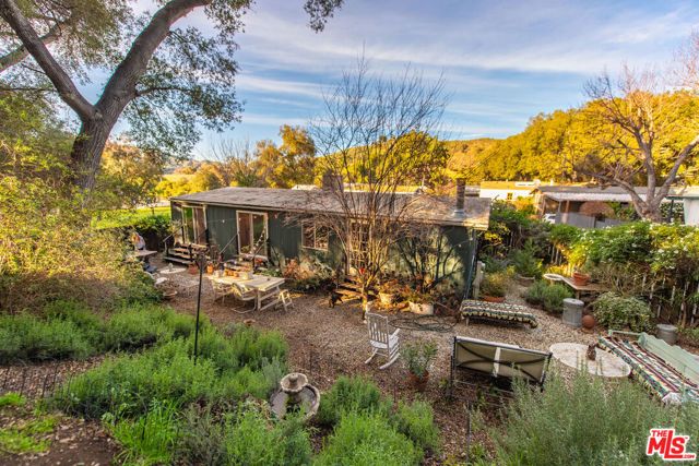 1667 Las Virgenes Canyon Road 5, Calabasas, CA 91302