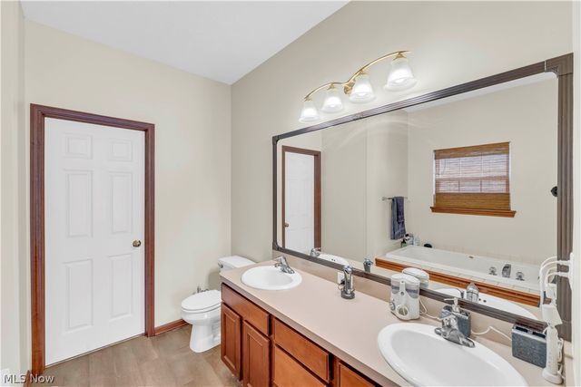 4201 Brooks Court, Lorain, OH 44053