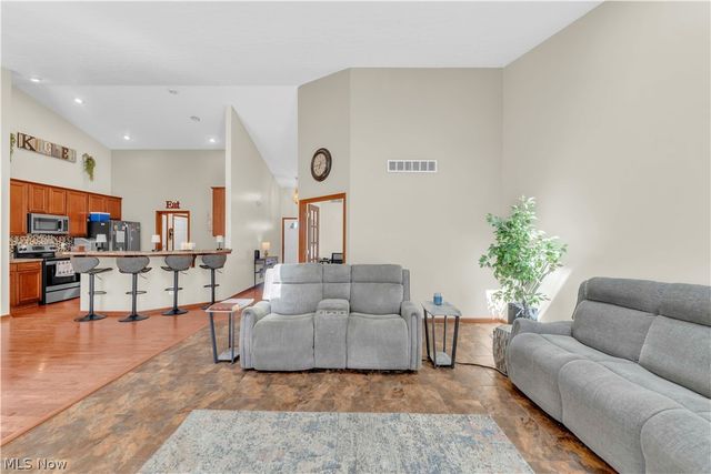 4201 Brooks Court, Lorain, OH 44053