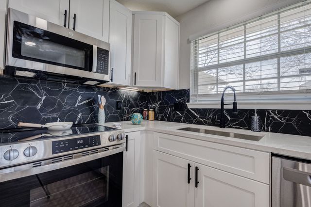 2318 Overbrook Drive, Arlington, TX 76014