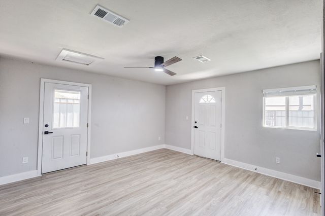 2318 Overbrook Drive, Arlington, TX 76014