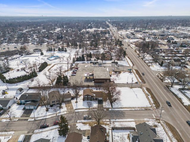 215 E Lincoln Avenue, Glendale Heights, IL 60139