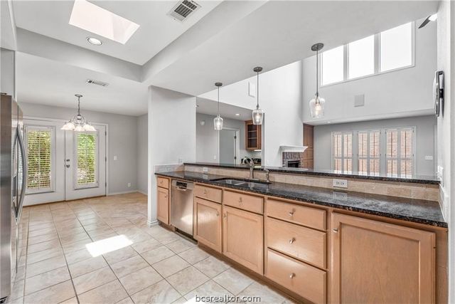 1309 Essex Green, College Station, TX 77845