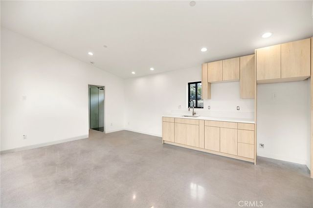 6218 Farrelo Road, Yucca Valley, CA 92284