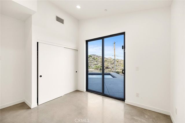 6218 Farrelo Road, Yucca Valley, CA 92284