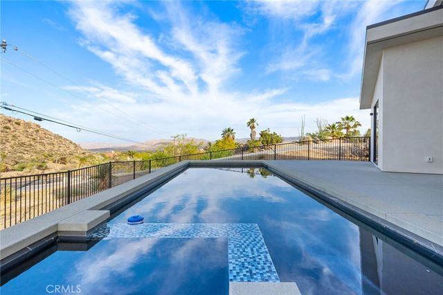 6218 Farrelo Road, Yucca Valley, CA 92284