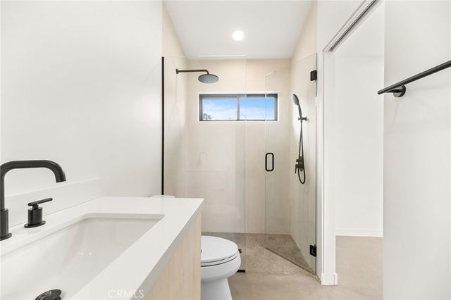 6218 Farrelo Road, Yucca Valley, CA 92284