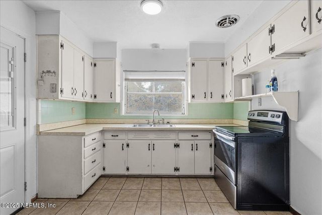 2108 KIRBY Street, Palatka, FL 32177