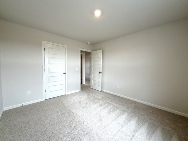 919 Moray Ln, Clarksville, TN 37043