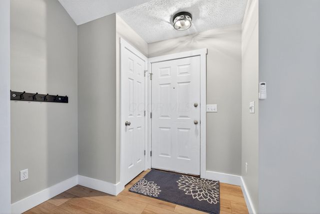 1661 Meadowlark Lane, Marysville, OH 43040