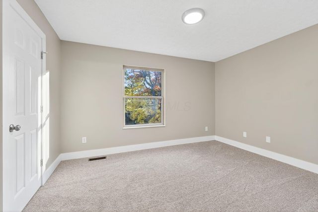 1661 Meadowlark Lane, Marysville, OH 43040