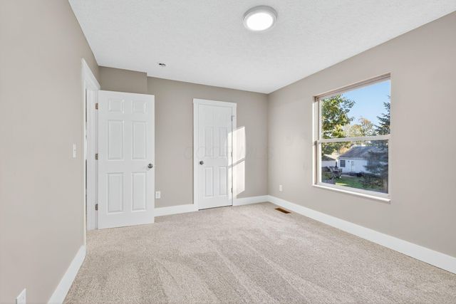 1661 Meadowlark Lane, Marysville, OH 43040