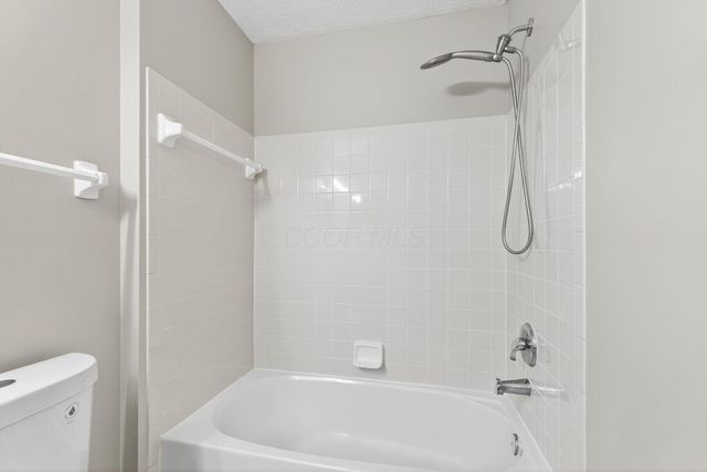 1661 Meadowlark Lane, Marysville, OH 43040