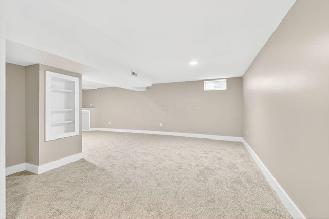 1661 Meadowlark Lane, Marysville, OH 43040