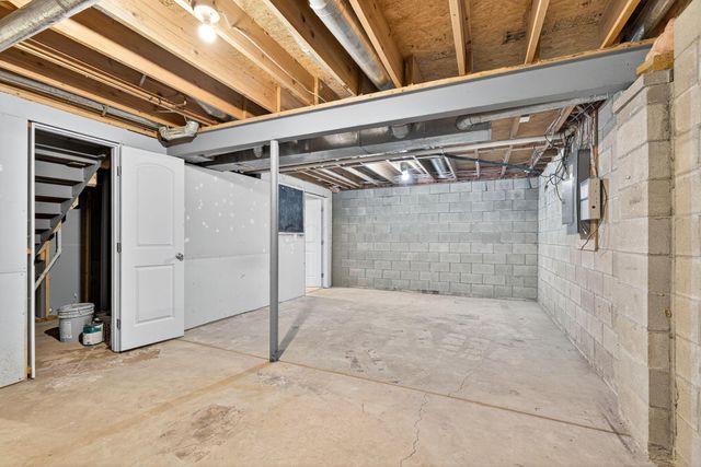 1661 Meadowlark Lane, Marysville, OH 43040