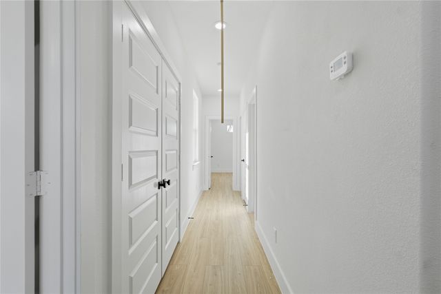 4215 Carpenter Avenue, Dallas, TX 75210