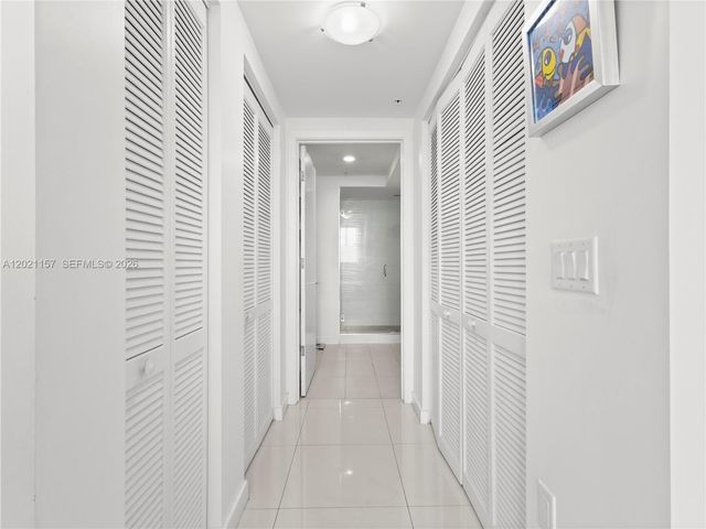 7825 NW 107th Ave 522, Doral, FL 33178