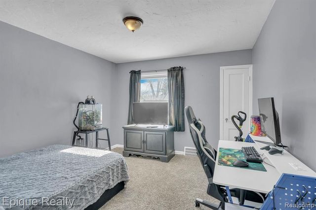 361 Buckingham Avenue, Flint, MI 48507