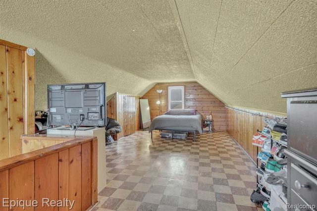 361 Buckingham Avenue, Flint, MI 48507