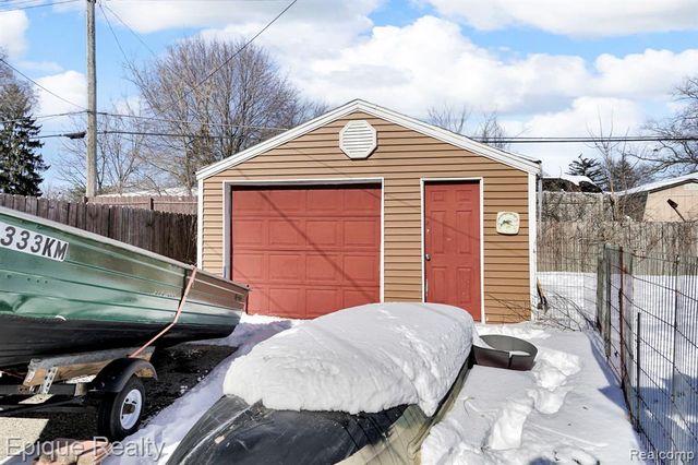 361 Buckingham Avenue, Flint, MI 48507