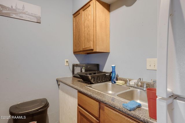 115 W Foch Street, Lafayette, LA 70501