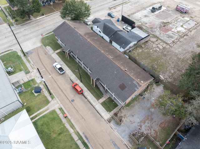 115 W Foch Street, Lafayette, LA 70501