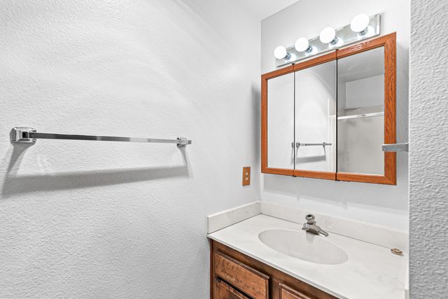 1846 Hart Avenue, Medford, OR 97501