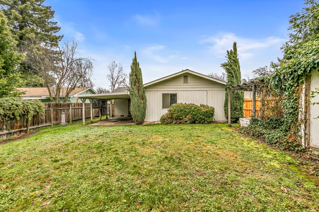 1846 Hart Avenue, Medford, OR 97501