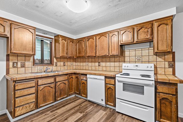 1846 Hart Avenue, Medford, OR 97501