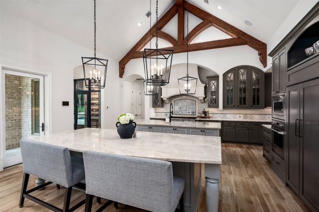 5800 Pine Valley Drive, Flower Mound, TX 75022