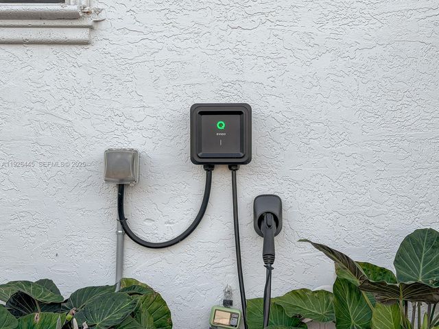 7840 SW 18th Ter, Miami, FL 33155