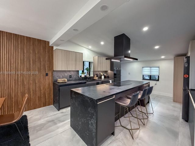 7840 SW 18th Ter, Miami, FL 33155