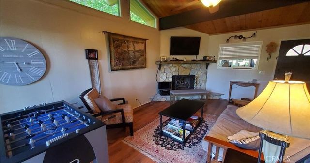 28380 Larchmont, Lake Arrowhead, CA 92325