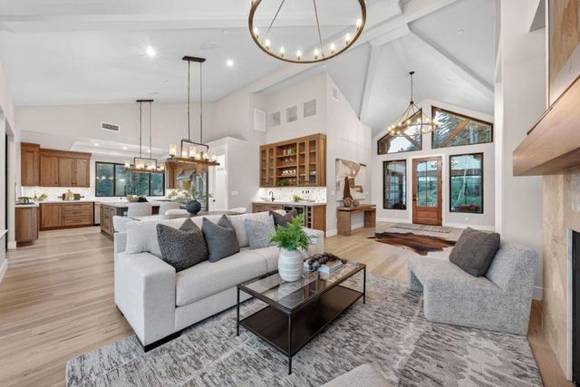 230 Fern Rock Way, Boulder Creek, CA 95006