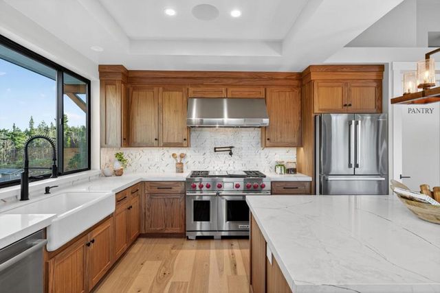 230 Fern Rock Way, Boulder Creek, CA 95006