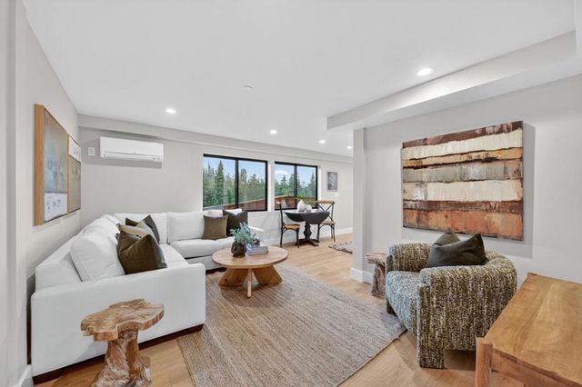 230 Fern Rock Way, Boulder Creek, CA 95006