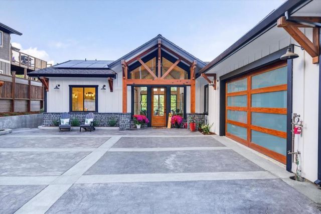 230 Fern Rock Way, Boulder Creek, CA 95006