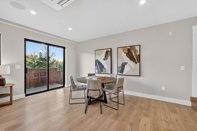 230 Fern Rock Way, Boulder Creek, CA 95006