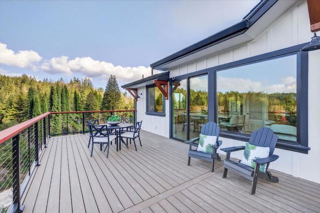 230 Fern Rock Way, Boulder Creek, CA 95006