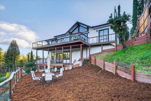 230 Fern Rock Way, Boulder Creek, CA 95006