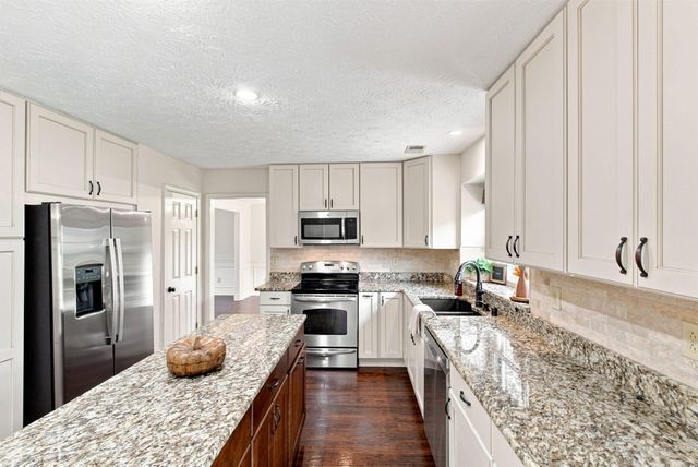 449 Amberley Drive, Lexington, KY 40515