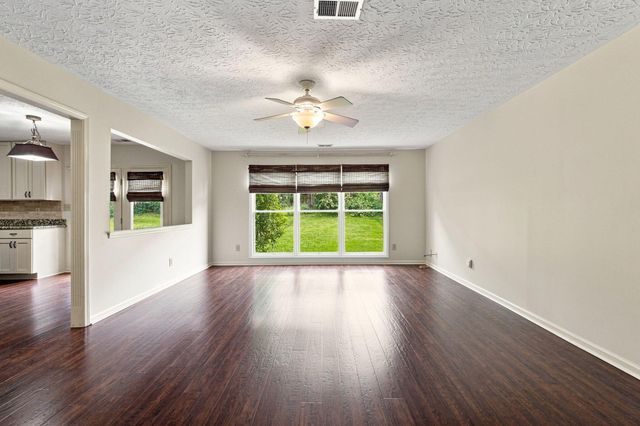 449 Amberley Drive, Lexington, KY 40515