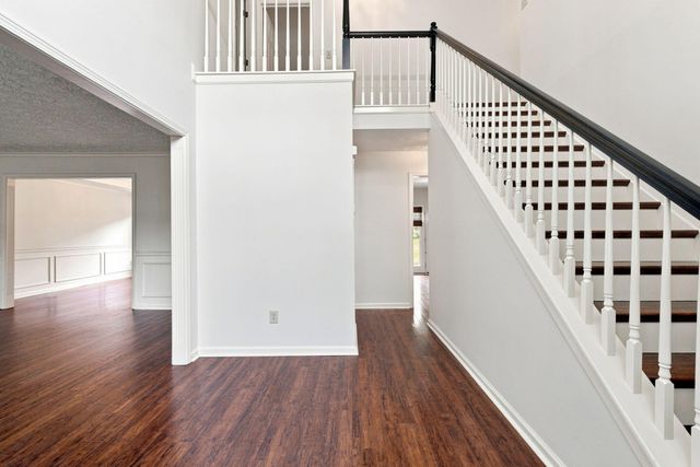 449 Amberley Drive, Lexington, KY 40515