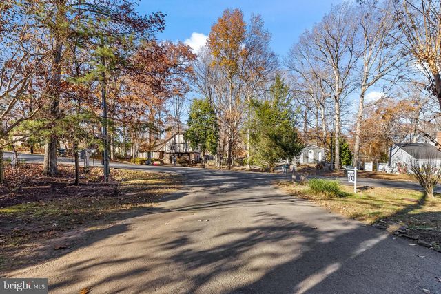 1203 RICHMOND DR, Stafford, VA 22554